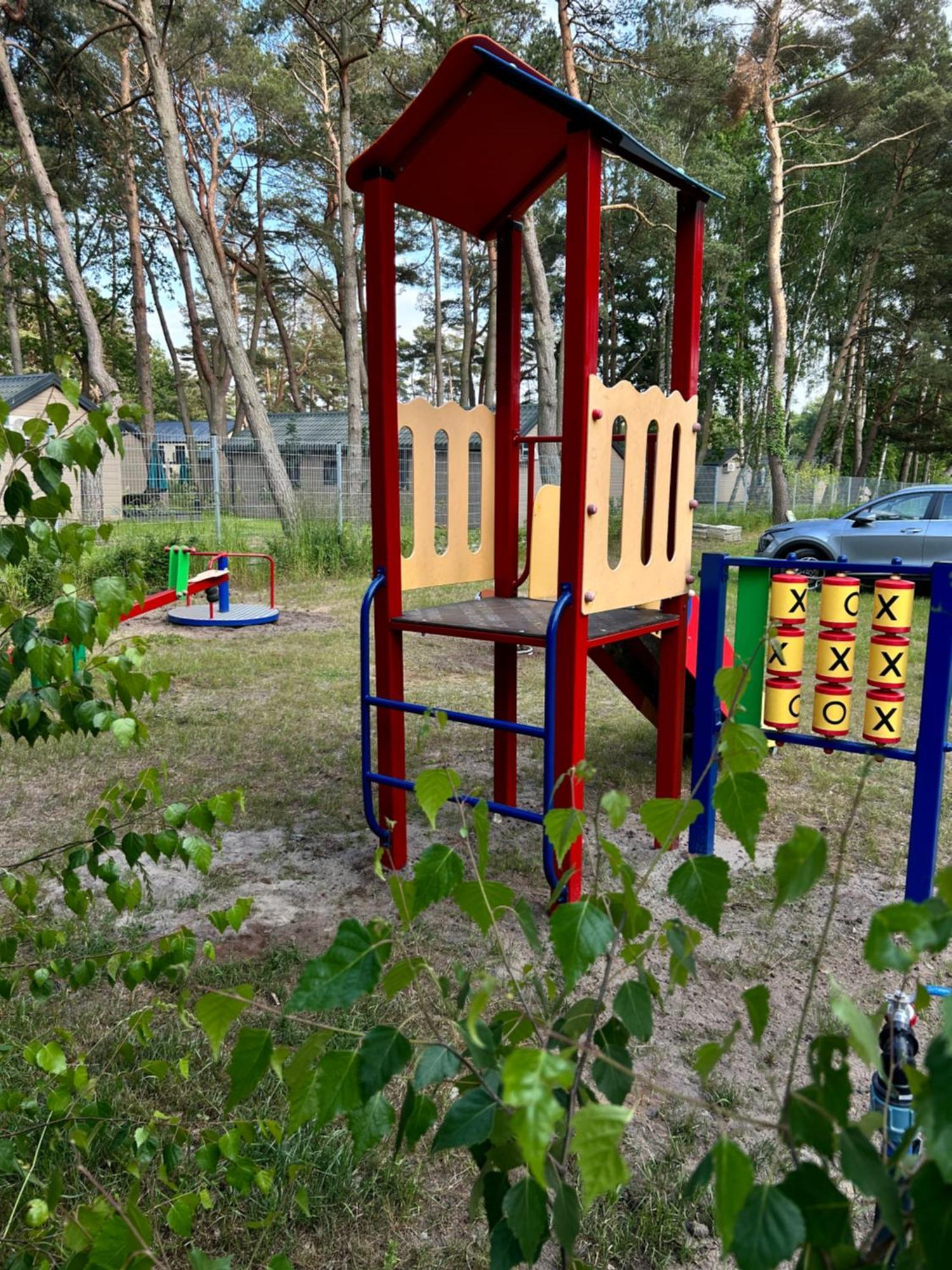 Domki Bursztyn Mrzeżyno Exteriér fotografie